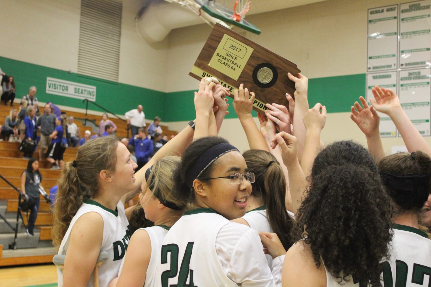 Girls basketball tops Washburn Rural for substate championship