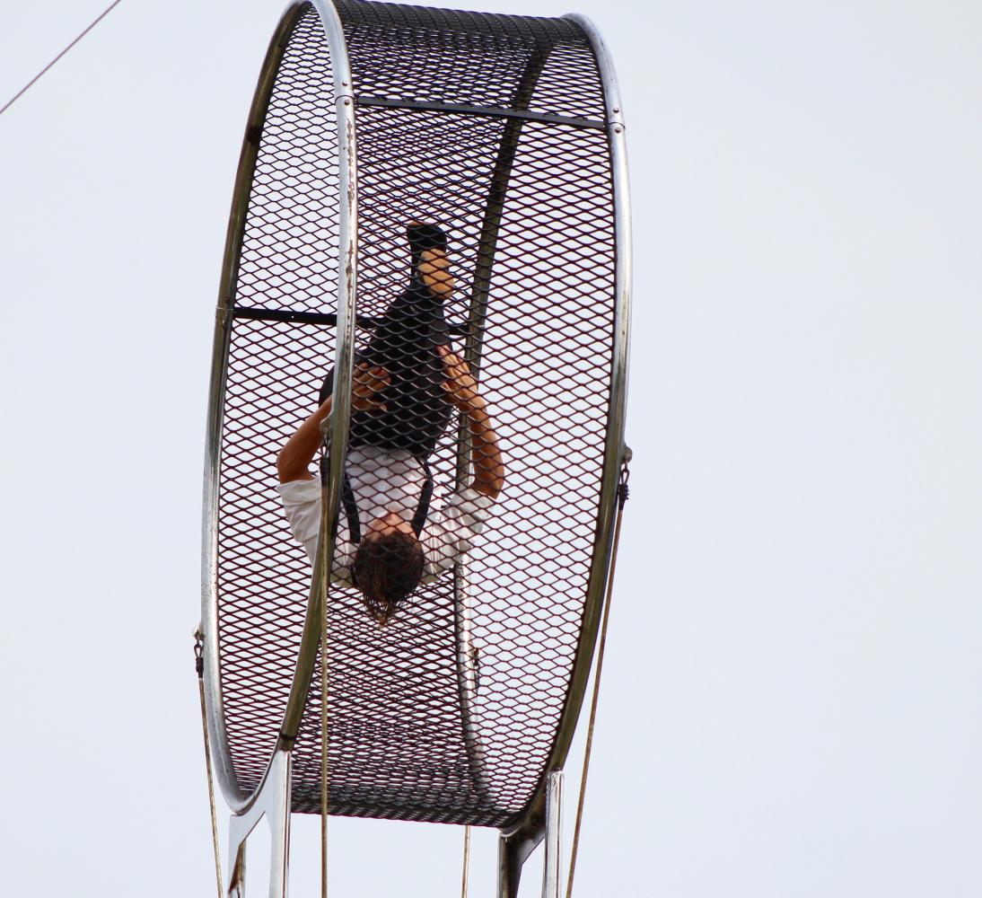 Flippin' Acrobats photo sequence (Photos by Regina Waugh)