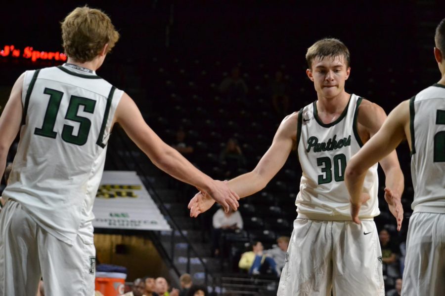Topeka edges Derby boys in 6A third-place game