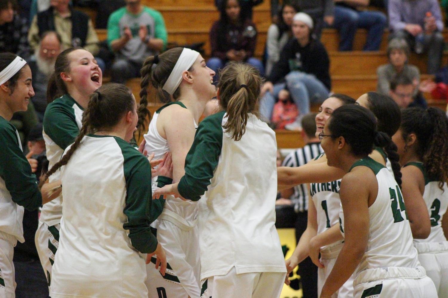1%2F8+Girls+basketball+rivalry+game+vs.+Campus+photo+gallery+by+Regina+Waugh