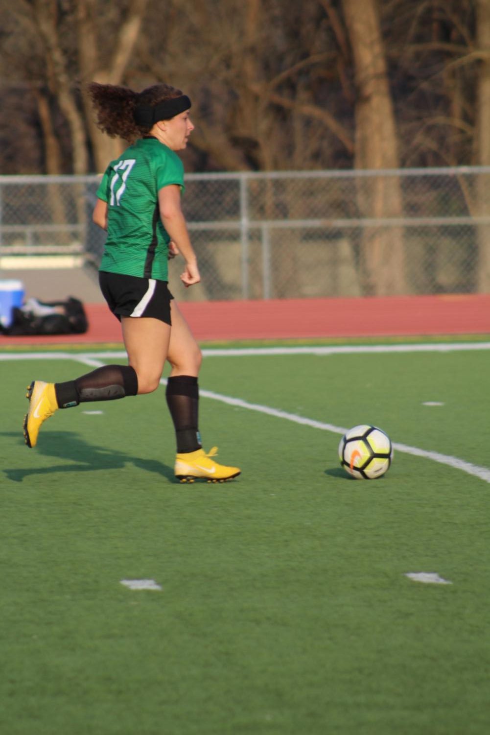 4%2F4+Soccer+vs.+Eisenhower+photo+gallery+by+Grace+Reich