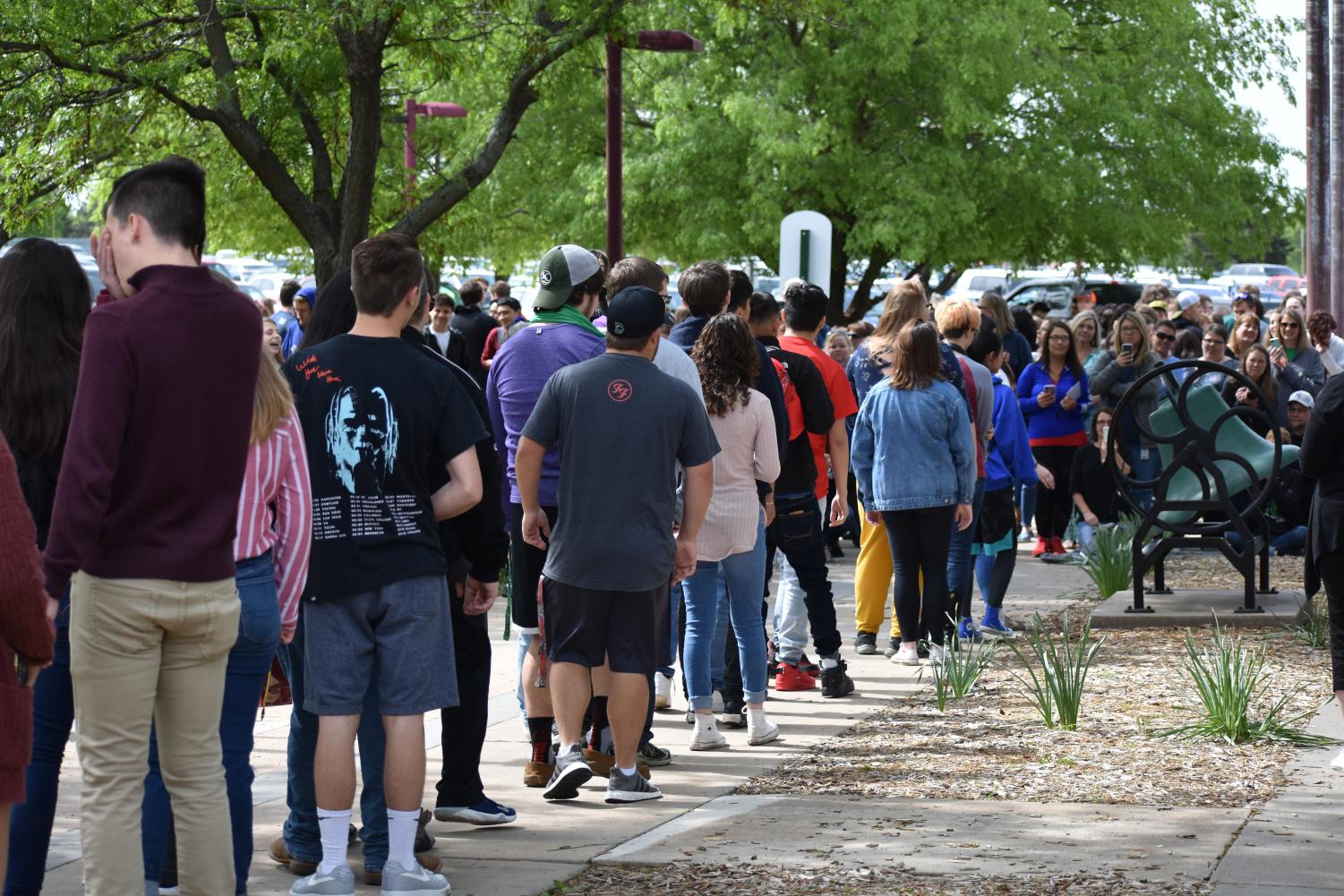 5/10/19 Senior bell ringing Ceremony (photo gallery by Damien Matmanivong)