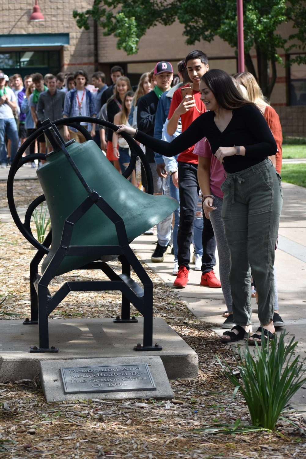 5/10/19 Senior bell ringing Ceremony (photo gallery by Damien Matmanivong)