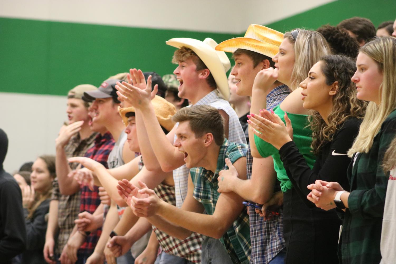 Varsity+boys+basketball+Derby+vs.+Campus%2C+Mr.+Panther+at+Halftime+%28Photos+by+Jay+Warrick%29