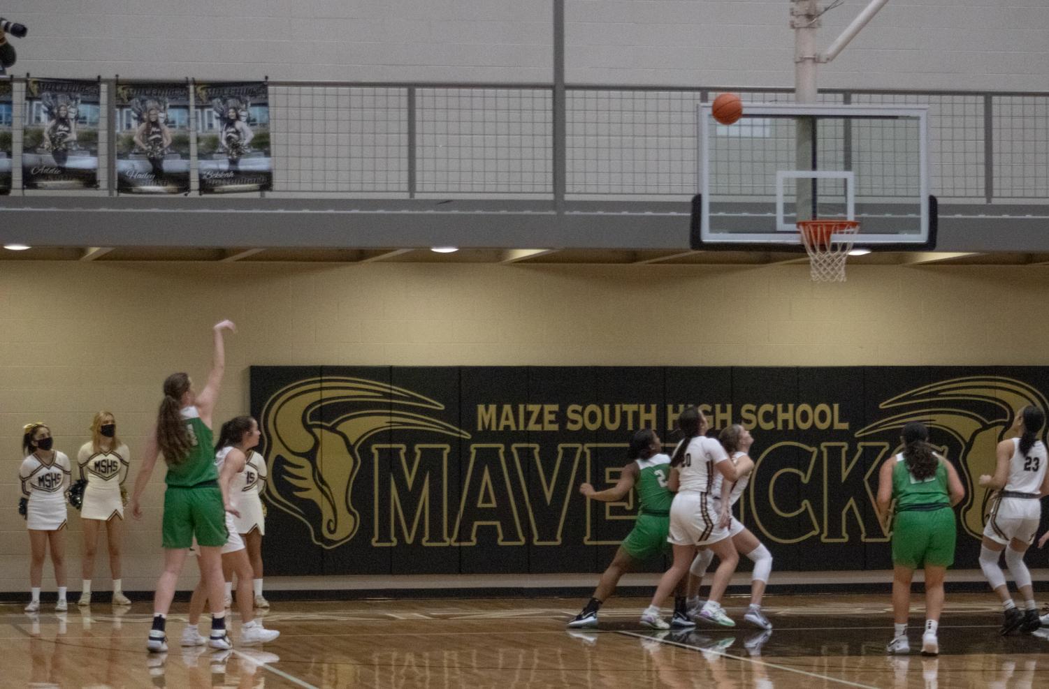 Varsity+Basketball+at+Maize+South+%28photos+by+Hailey+Jeffery%29