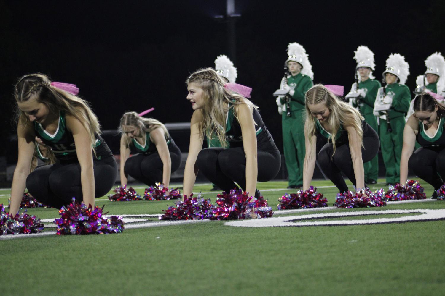 Cheer+and+Dance+Team+at+Campus+Football+Game+%28Photos+by+Agness+Mbezi%29