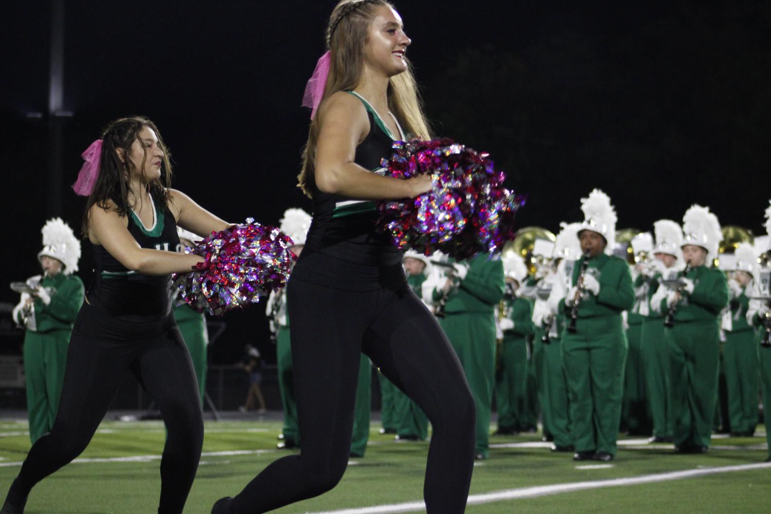 Cheer+and+Dance+Team+at+Campus+Football+Game+%28Photos+by+Agness+Mbezi%29