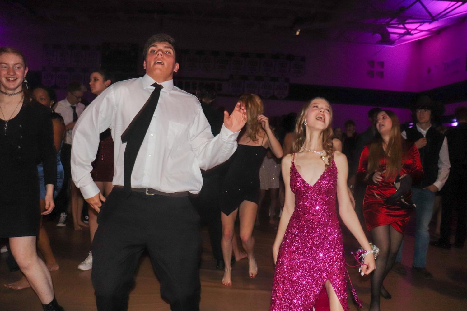 Hollyball Dance (Photos by Sophia Edmonson)