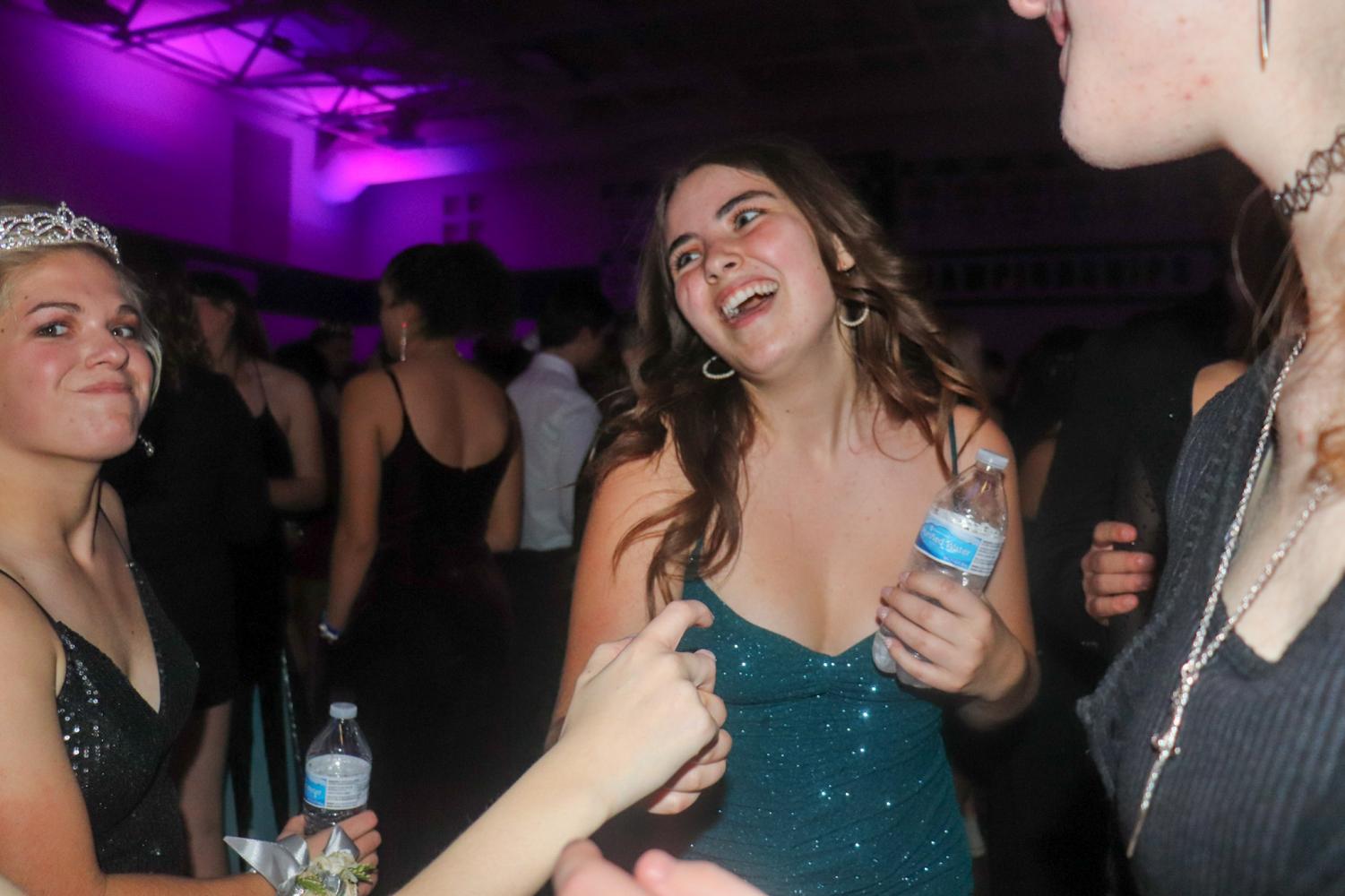 Hollyball Dance (Photos by Sophia Edmonson)