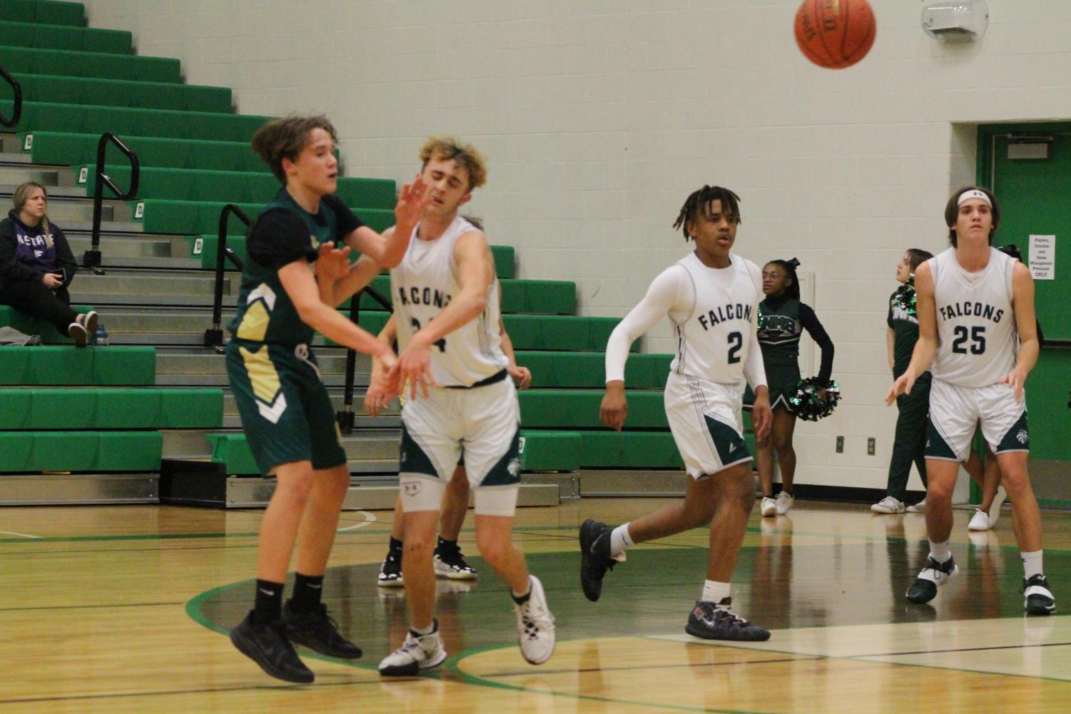 Derby+North+vs.+Derby+Middle+boys+basketball+%28Photos+by+Jake+Tracy%29