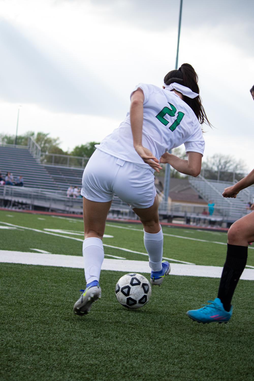 Girls+Soccer+vs+Campus+%28Photos+by+Joselyn+Steele%29