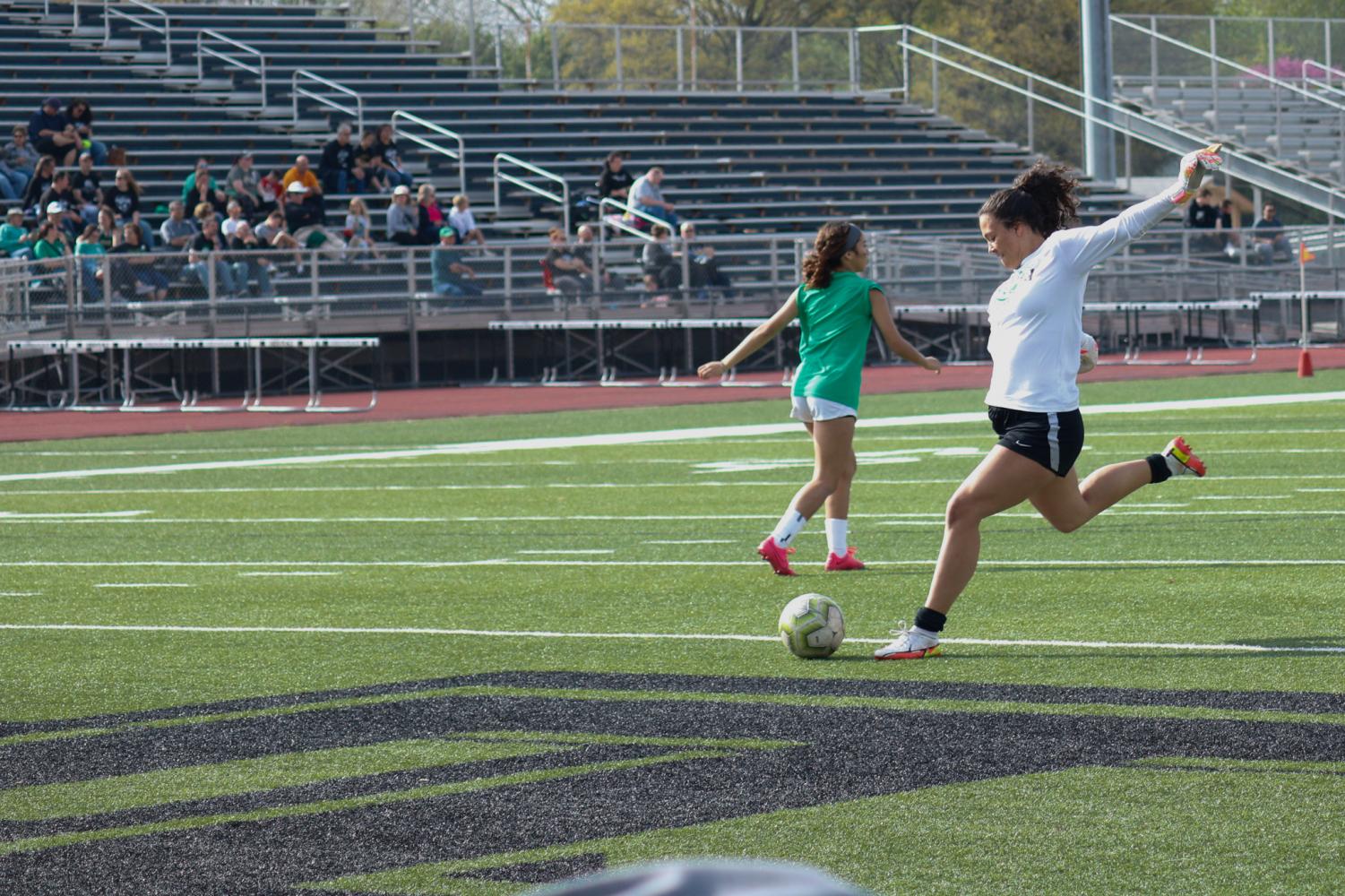 Girls+varsity+soccer+vs+Campus+%28photos+by+Aubrey+Nguyen%29