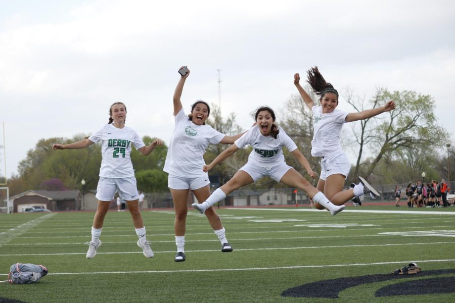 Girls varsity soccer vs Campus (photos by Aubrey Nguyen)