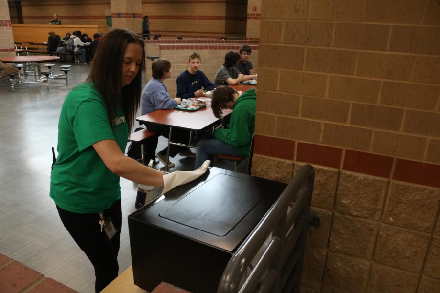 Janitors cleaning during lunch (Photos by Lindsay Tyrell-Blake)
