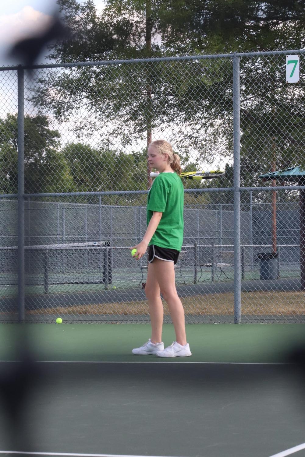 Girls+Tennis+practice+%28Photos+by+Mikah+Herzberg%29