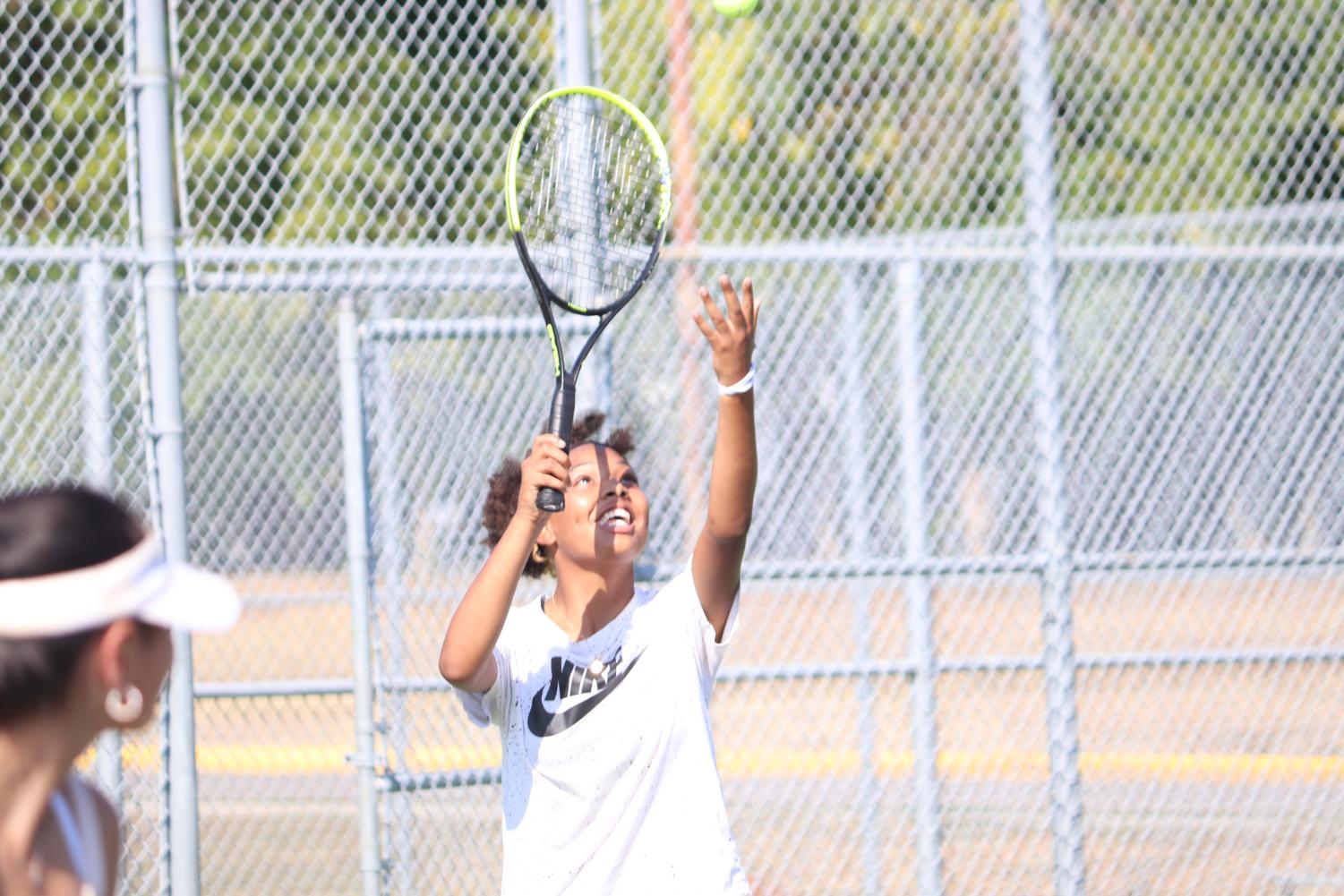 Tennis+practice+%28Photos+by+Lindsay+Tyrell-Blake%29