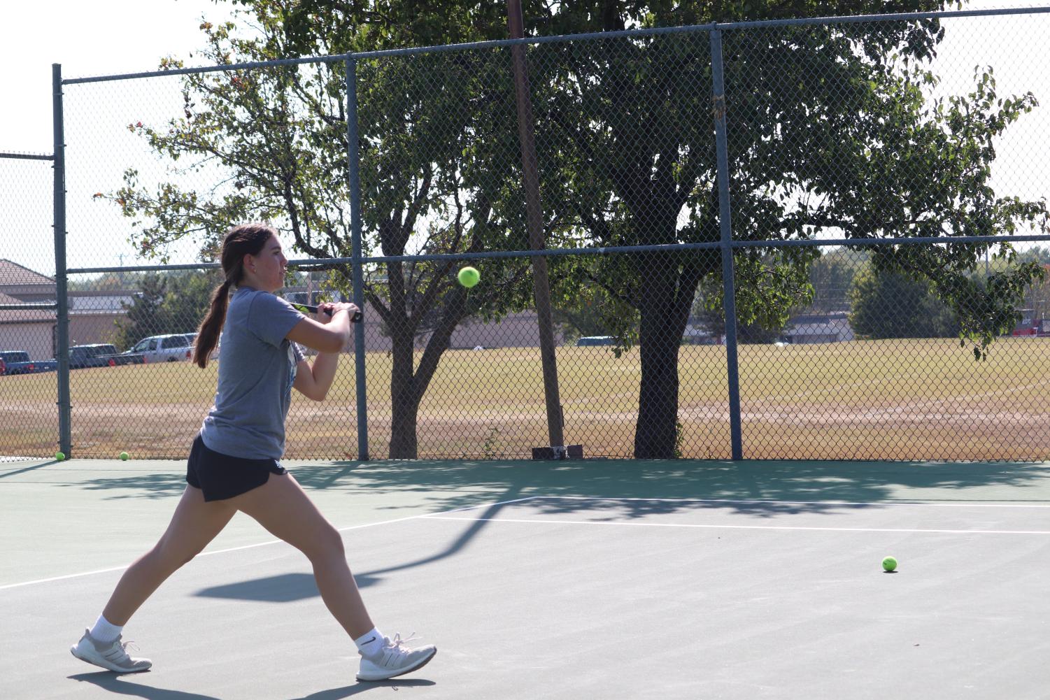 Tennis+practice+%28Photos+by+Lindsay+Tyrell-Blake%29