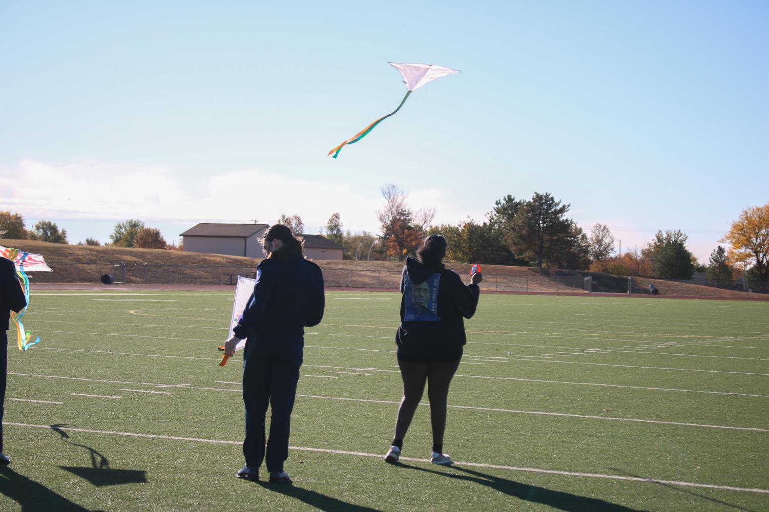 JROTC+kite+flying+%28Photos+by+Payton+Bright%29