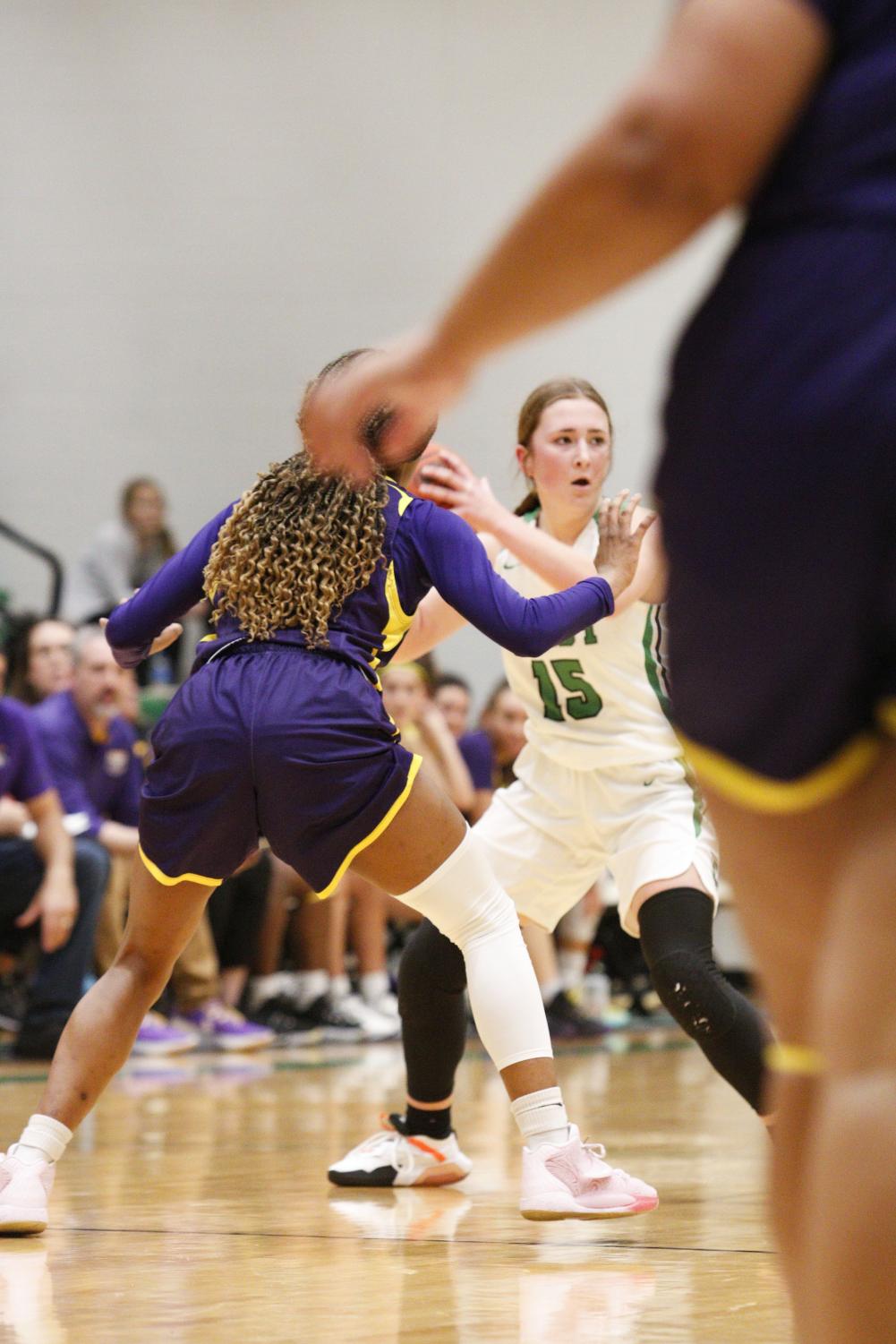 Girls+basketball+Vs.+Ark+City+%28Photos+by+Laurisa+Rooney%29