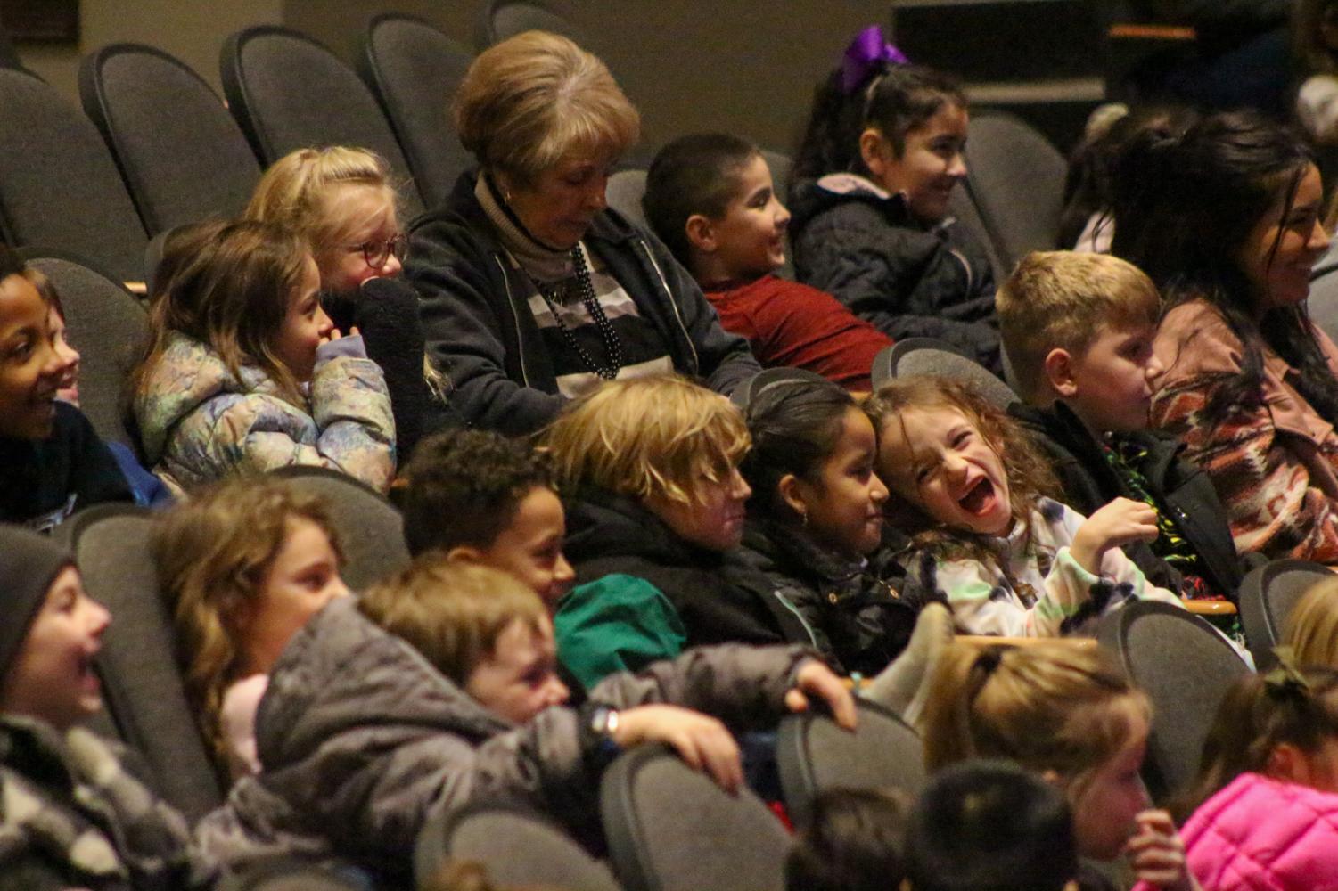 Wichita+Childrens+Theater+visit+Derby+students+%28Photos+by+Aubrey+Nguyen%29