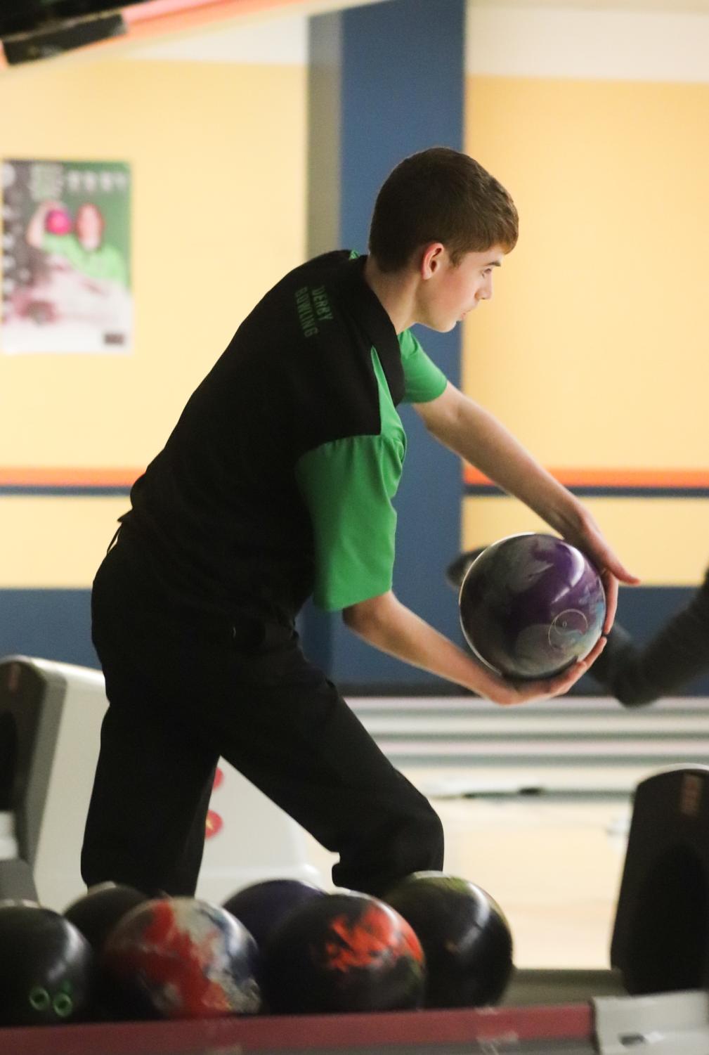 Bowling+triangular+tournament+%28Photos+by+Reese+Cowden%29