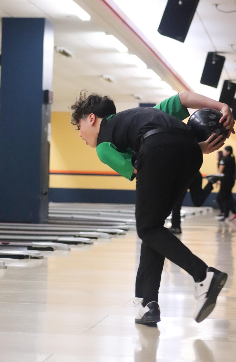 Bowling+triangular+tournament+%28Photos+by+Reese+Cowden%29