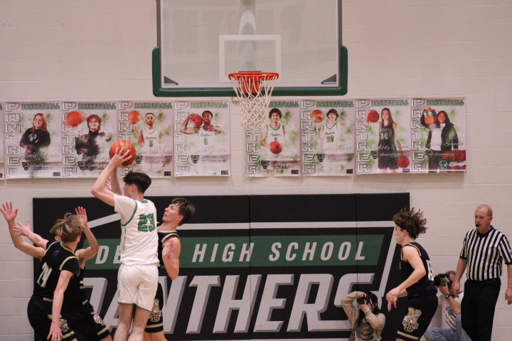 Basketball+vs.+Newton+%28Photos+by+Jake+Tracy%29