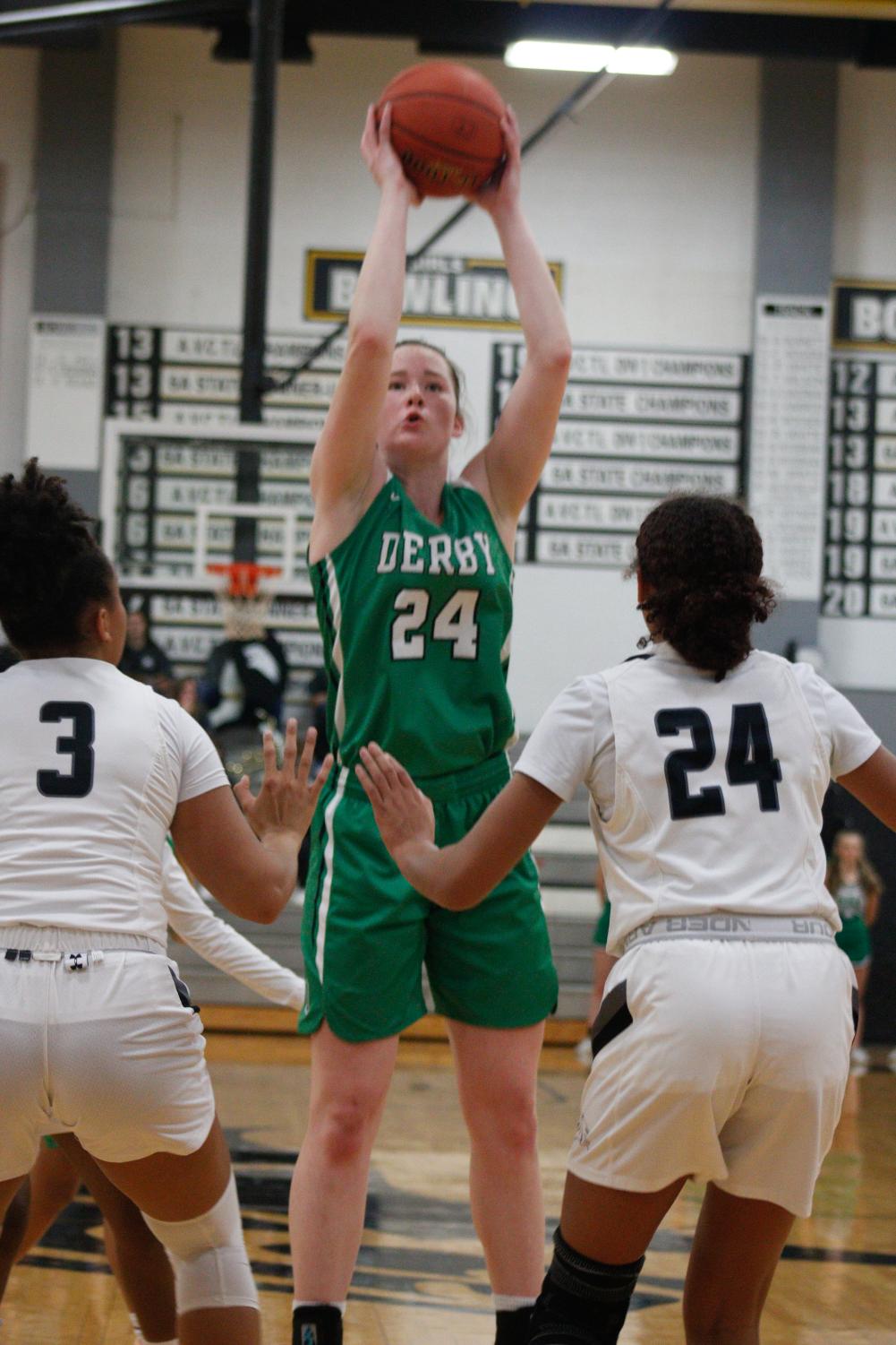 Girls+basketball+Vs.+Campus+%28Photos+by+Laurisa+Rooney%29