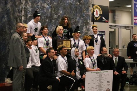 Boys Wrestling wins 6A state tournament