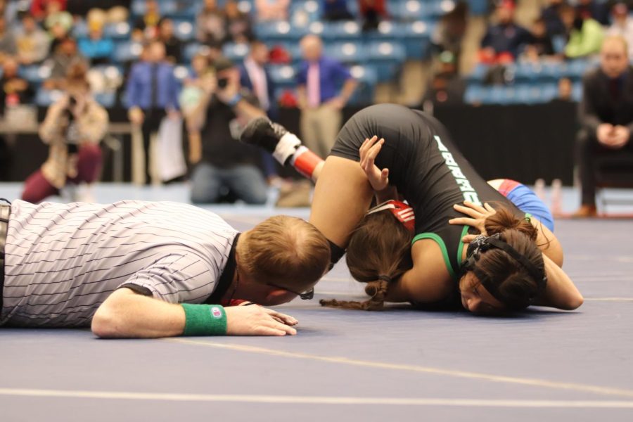 Amara Ehsa becomes two-time state championship, Trinity Williams places fourth