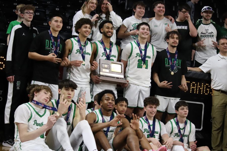 Boys basketball finishes third in Class 6A in overtime thriller (Photos by Joselyn Steele)