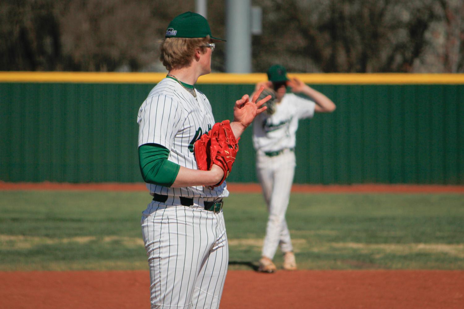 Baseball+clinches+victories+in+season+opener