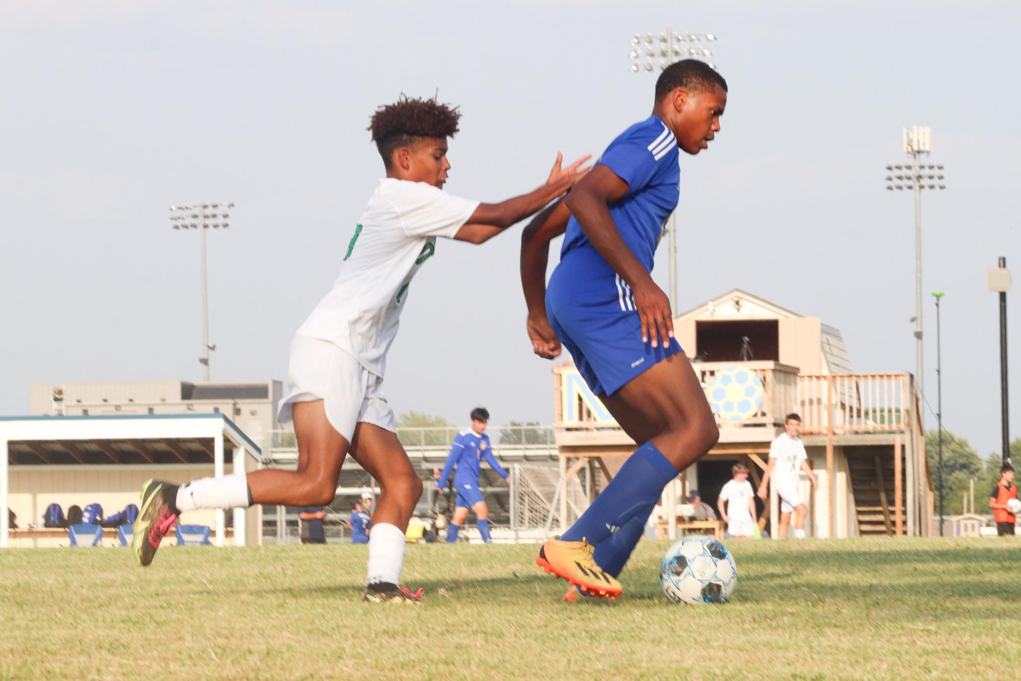 Boys+JV+soccer+vs.+Northwest+%28Photos+by+Ava+Mbawuike%29