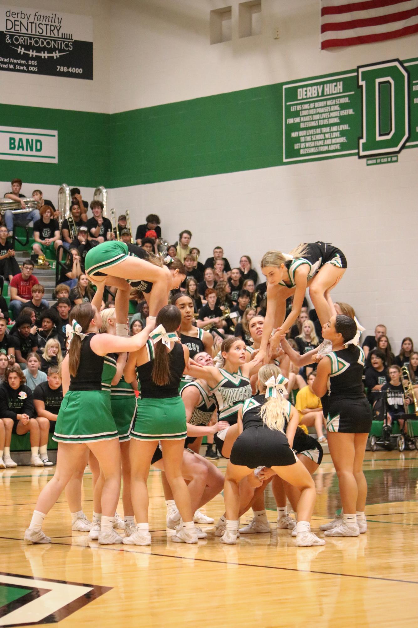 Homecoming+pep+assembly+%28Photos+by+Mikah+Herzberg%29