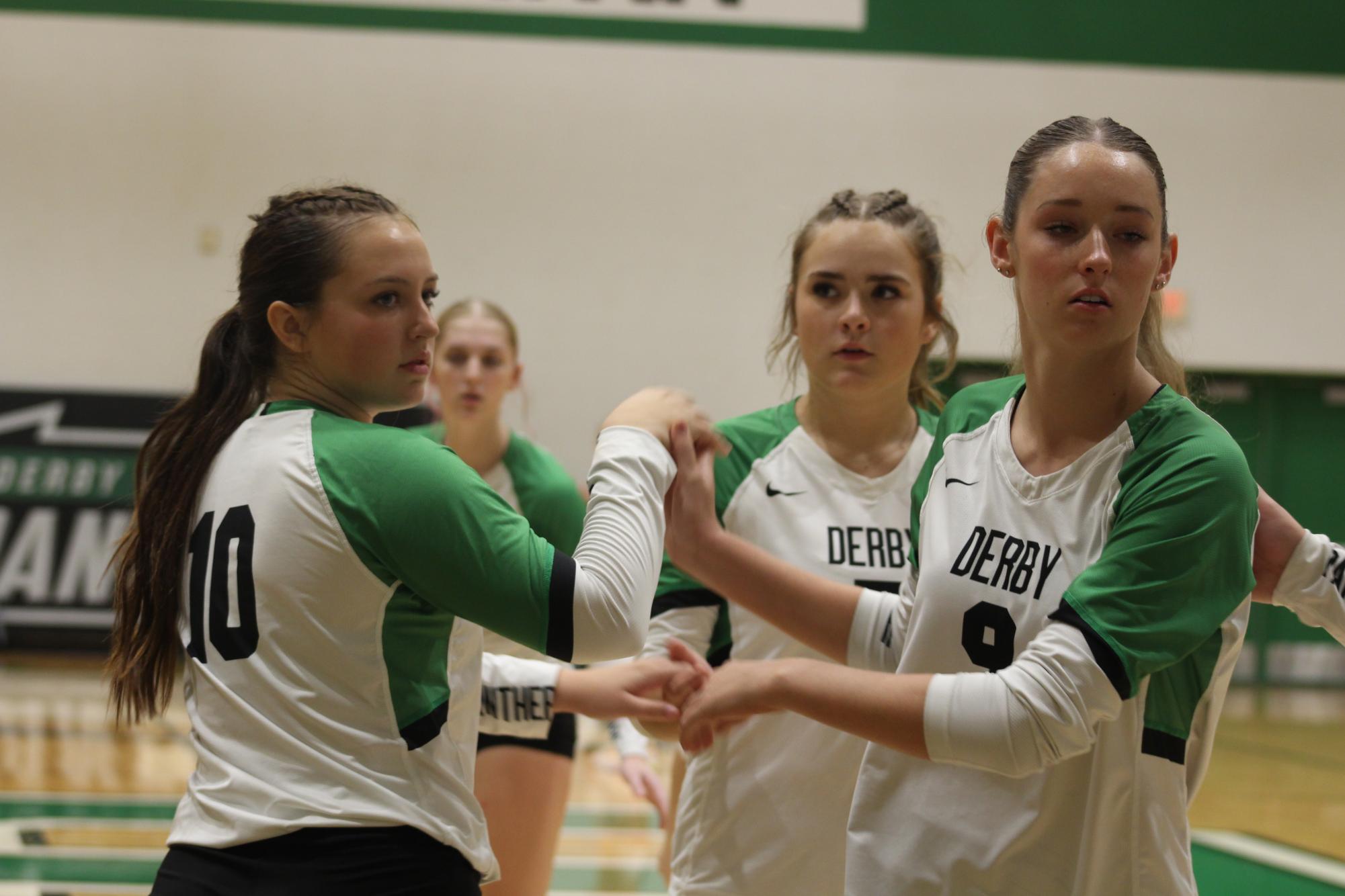 Volleyball+vs+Campus+%26+Maize+South+%28Photos+by+Bree+Stuhlsatz%29