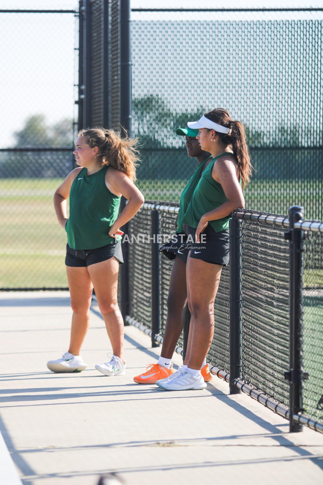 Girls tennis invitational @ Campus (Photos by Sophia Edmonson)