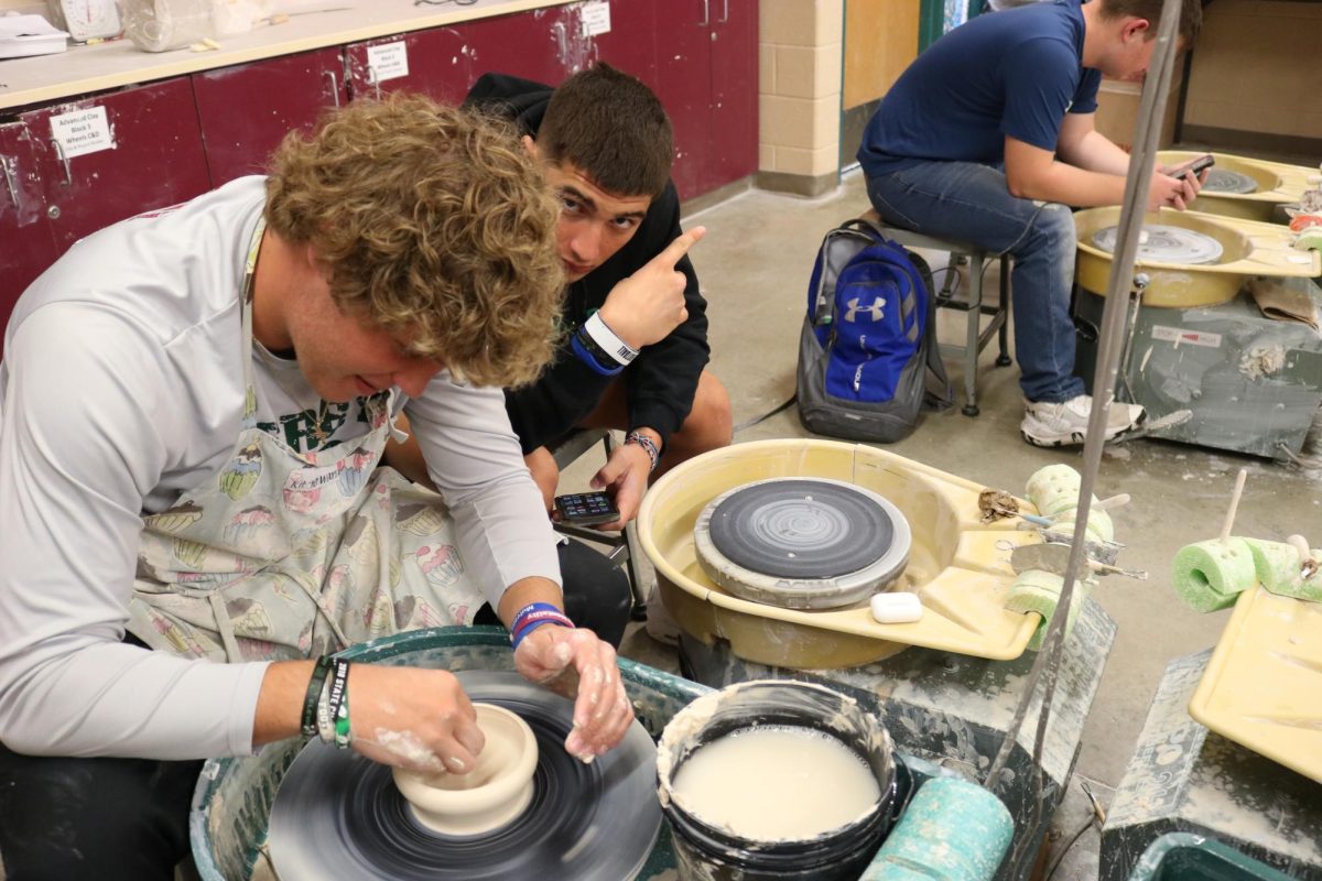 Bowls and Jars clay class (Photos by Cavey Viney)