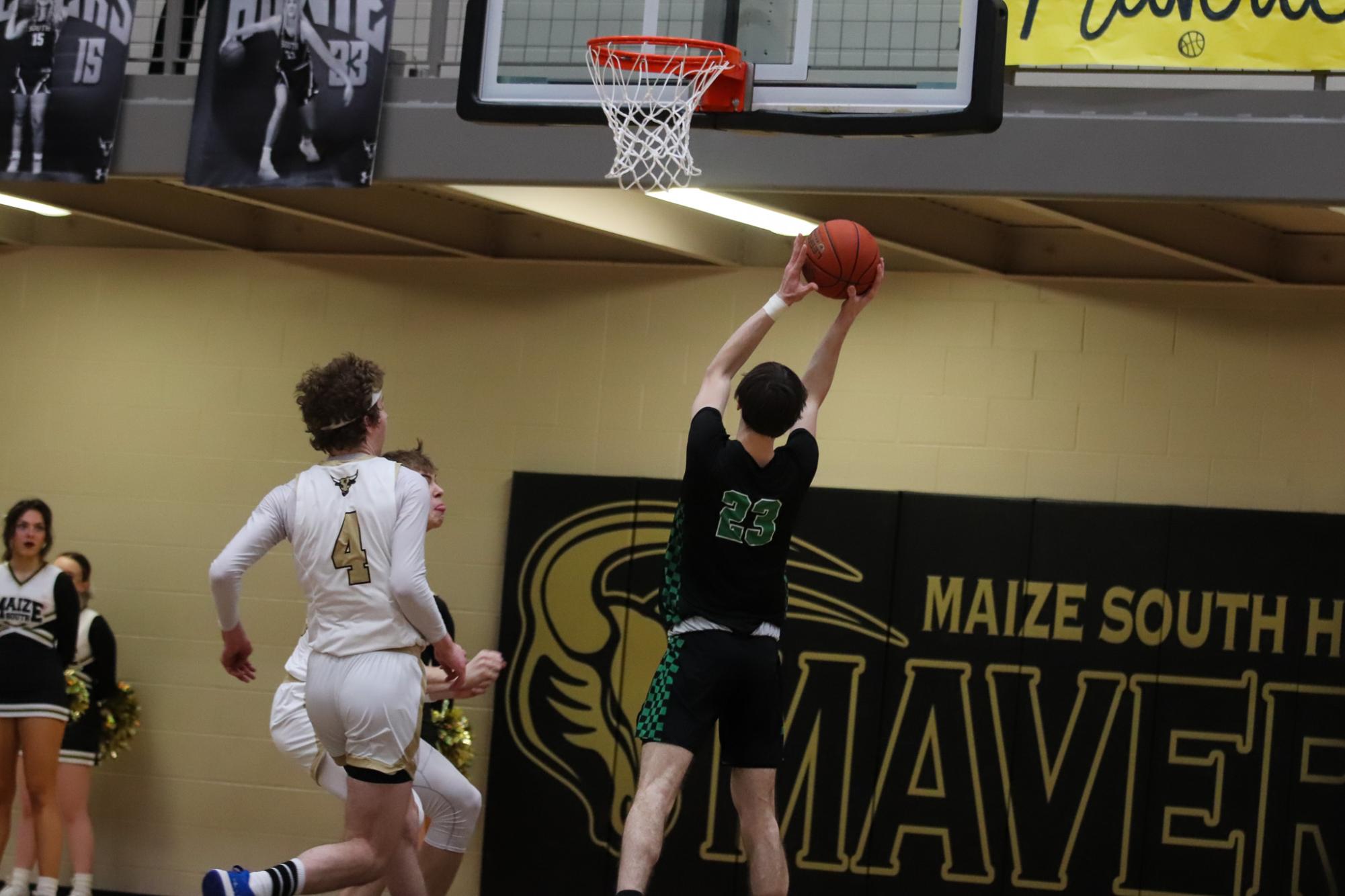 Boys+Basketball+vs+Maize+South+%28Photos+By+Liberty+Smith%29