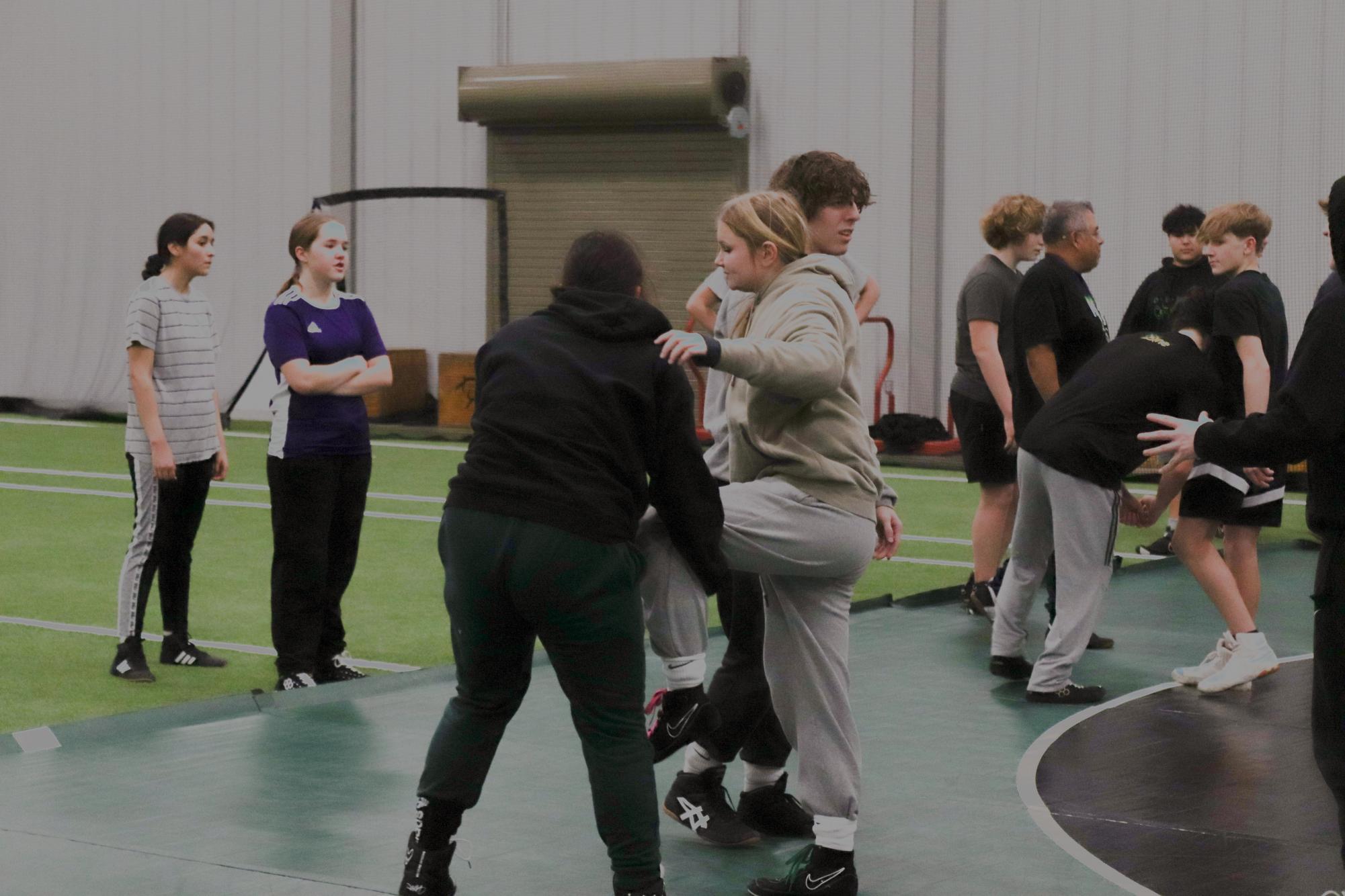 Wrestling+practice+%28Photos+by+Leana+Tuttle%29