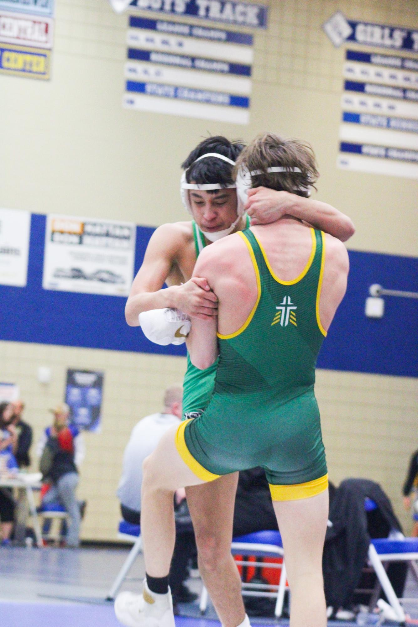 Boys+wrestling+at+Andover+%28Photos+by+Ava+Mbawuike%29