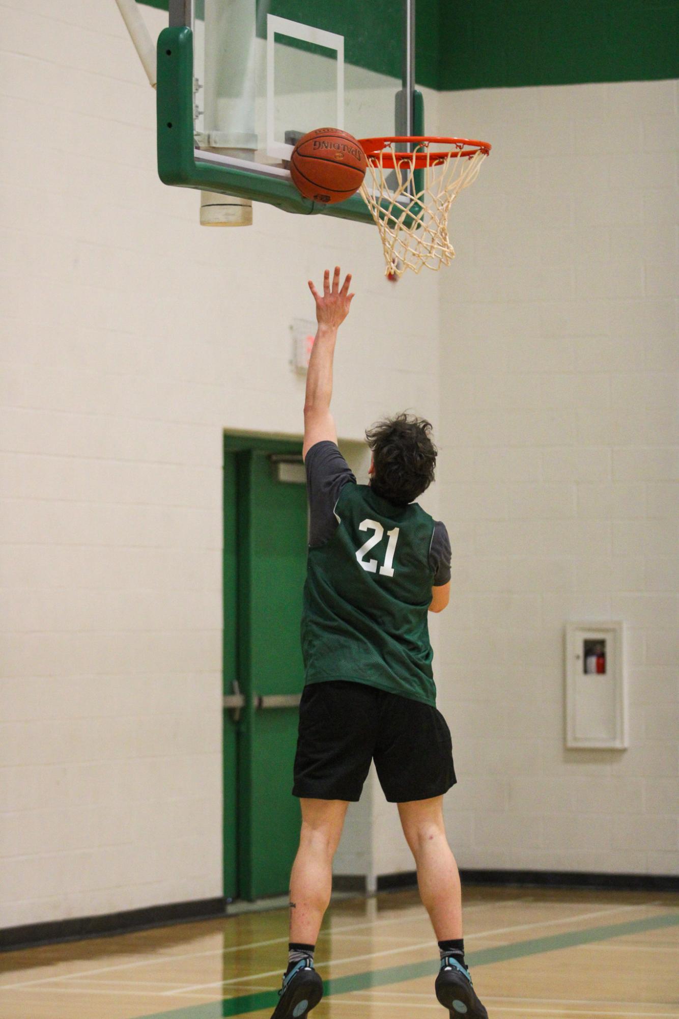Boys+basketball+practice+%28Photos+By+Liberty+Smith%29
