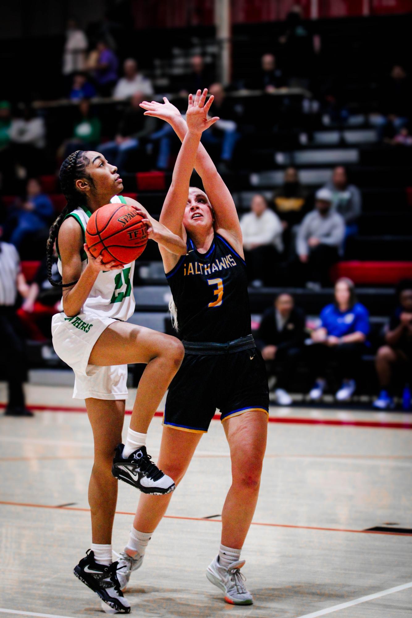 Girls basketball vs. Hutch (Photos by Sophia Edmonson)