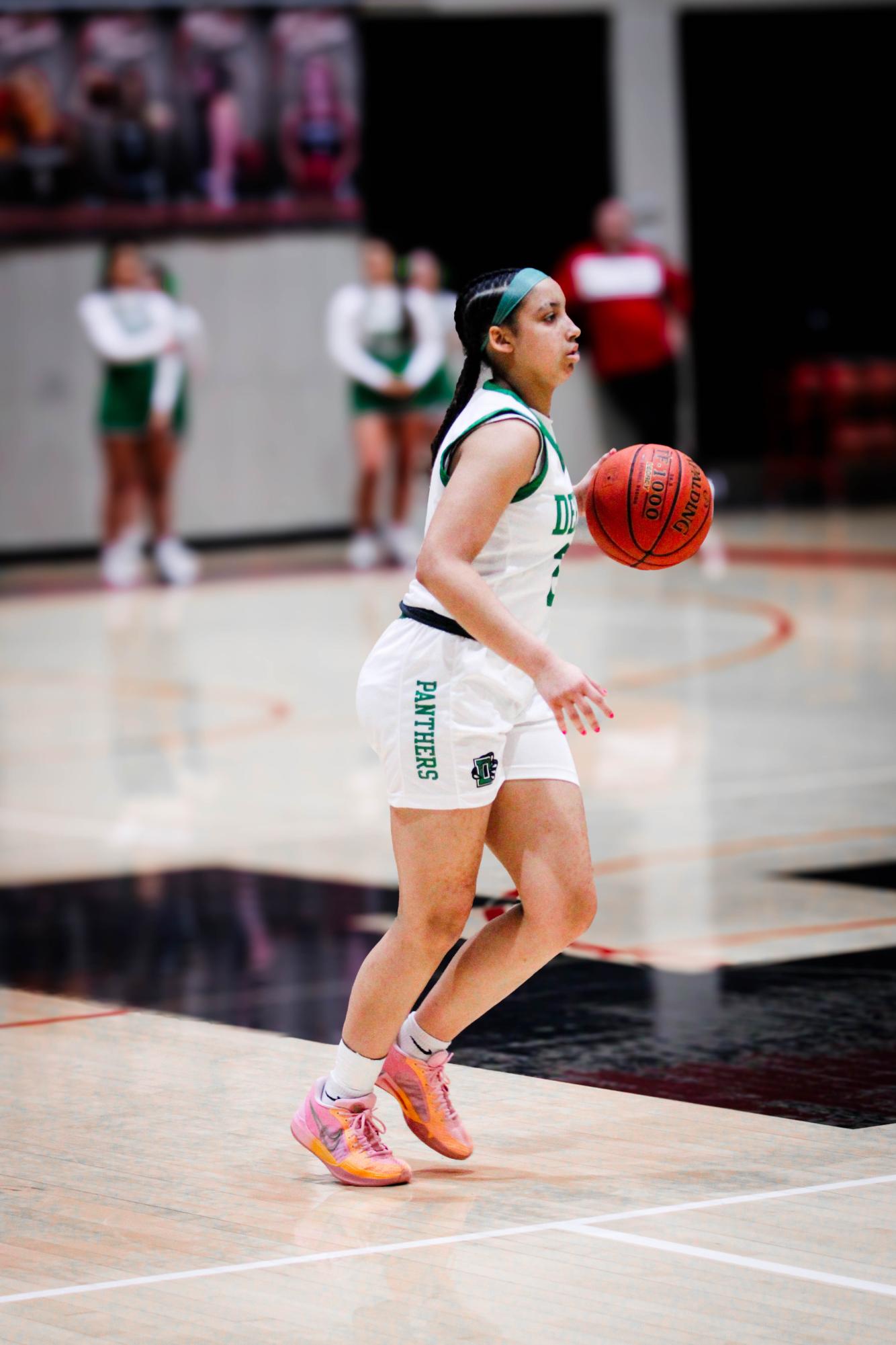 Girls basketball vs. Hutch (Photos by Sophia Edmonson)