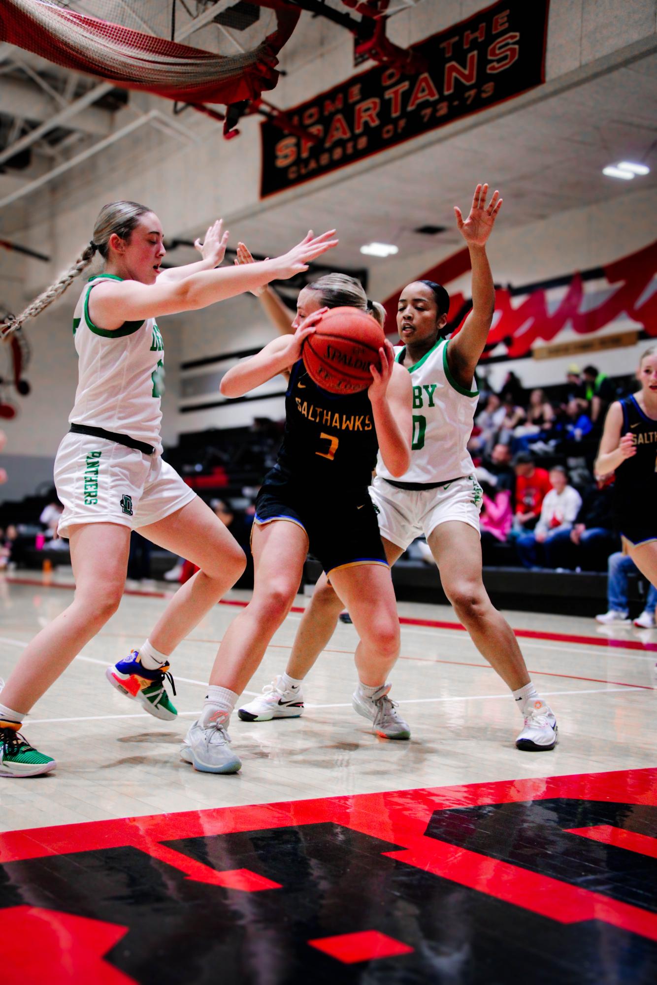 Girls basketball vs. Hutch (Photos by Sophia Edmonson)