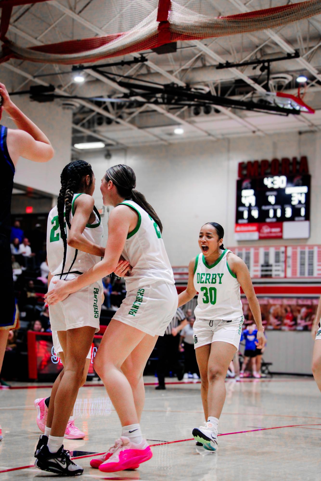 Girls basketball vs. Hutch (Photos by Sophia Edmonson)