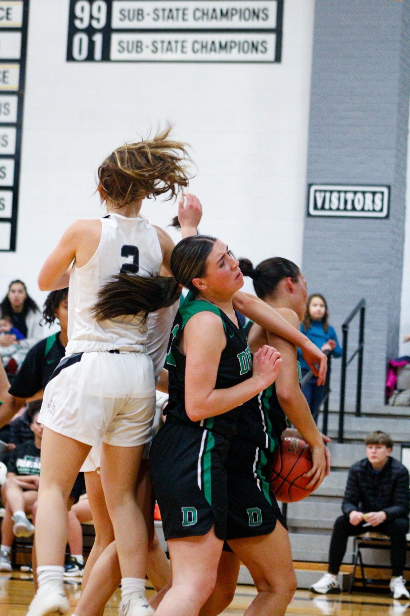 Girls+basketball+vs.+Campus+%28Photos+by+Laurisa+Rooney%29