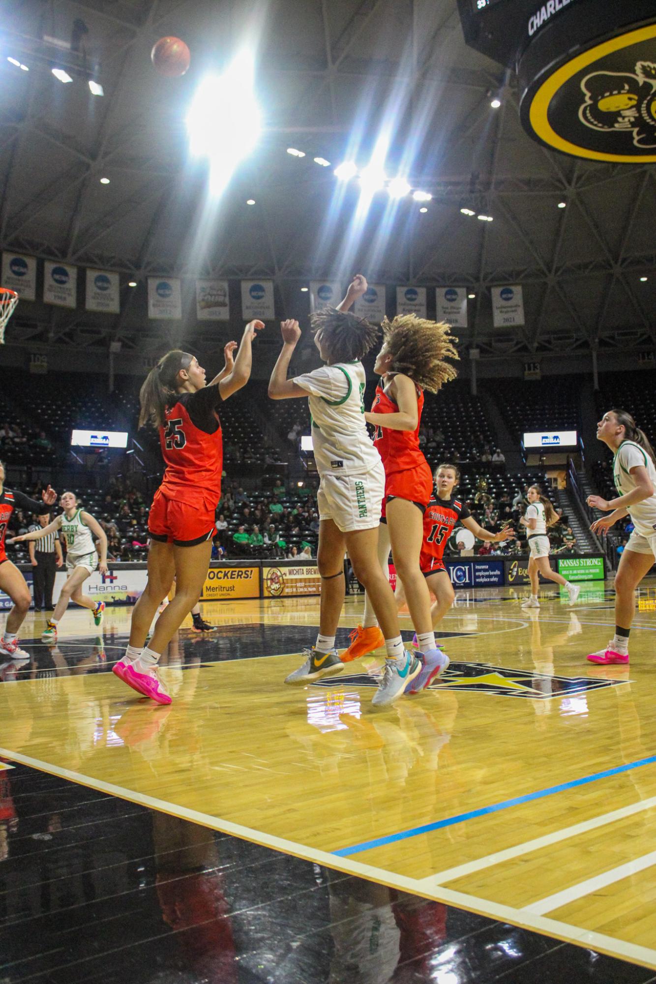Girls+State+Basketball+Quarterfinals+vs.+Shawnee+Mission+Northwest+%28Photos+by+Liberty+Smith%29