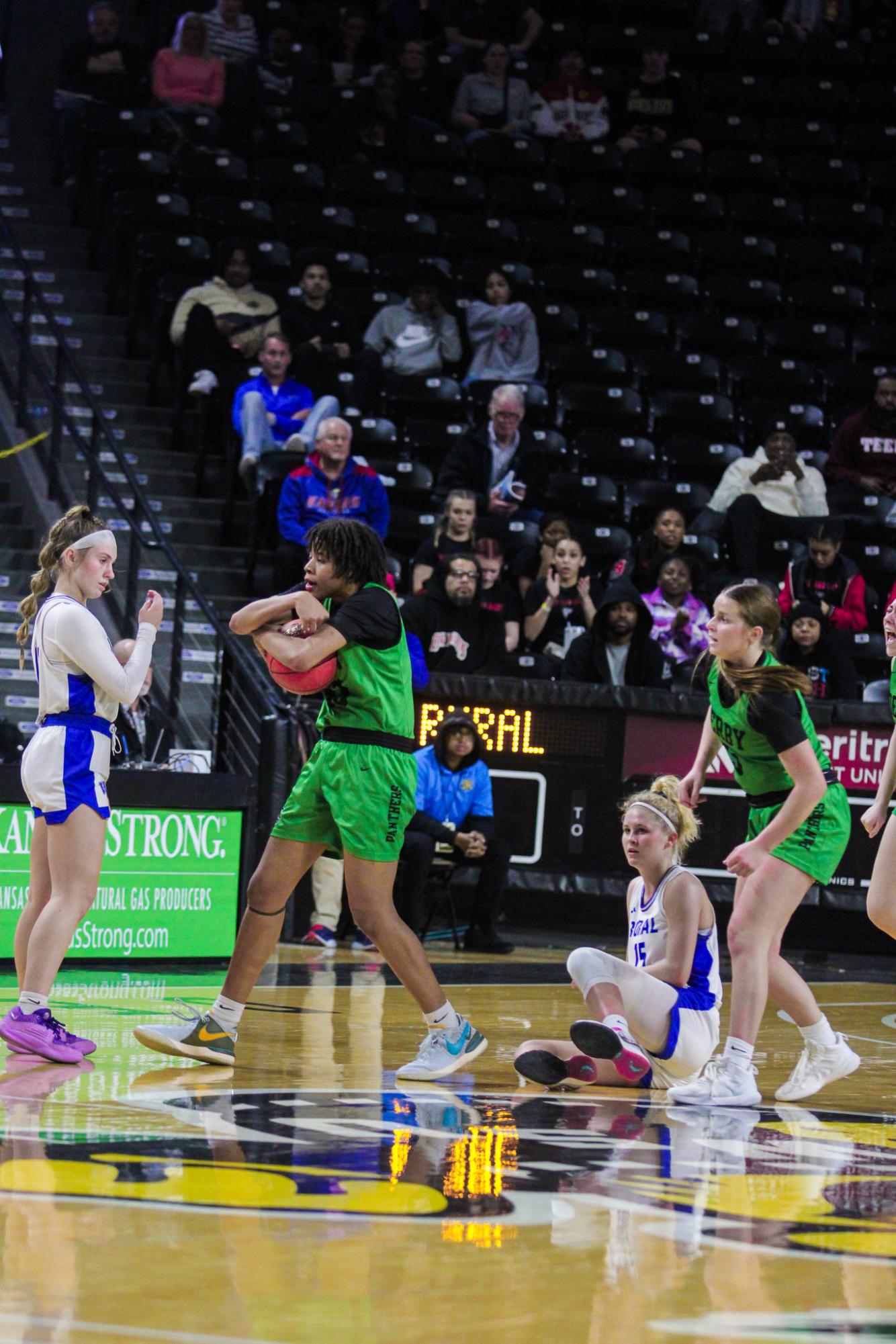 Girls+State+Basketball+Semifinals+vs.+Washburn+Rural+%28Photos+by+Liberty+Smith+%29