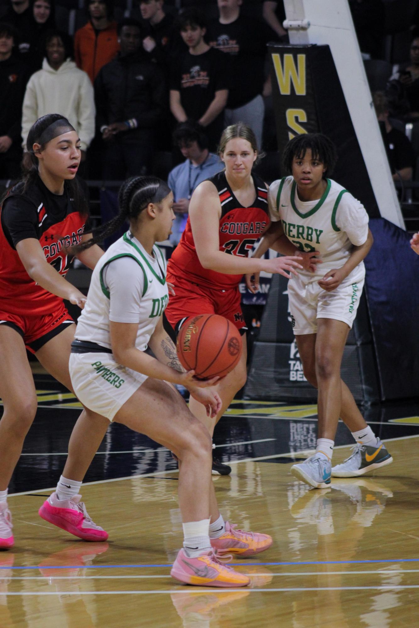 Girls+State+Basketball+vs.+Shawnee+Mission+Northwest+%28Photos+by+Lolaina+Gutierrez%29