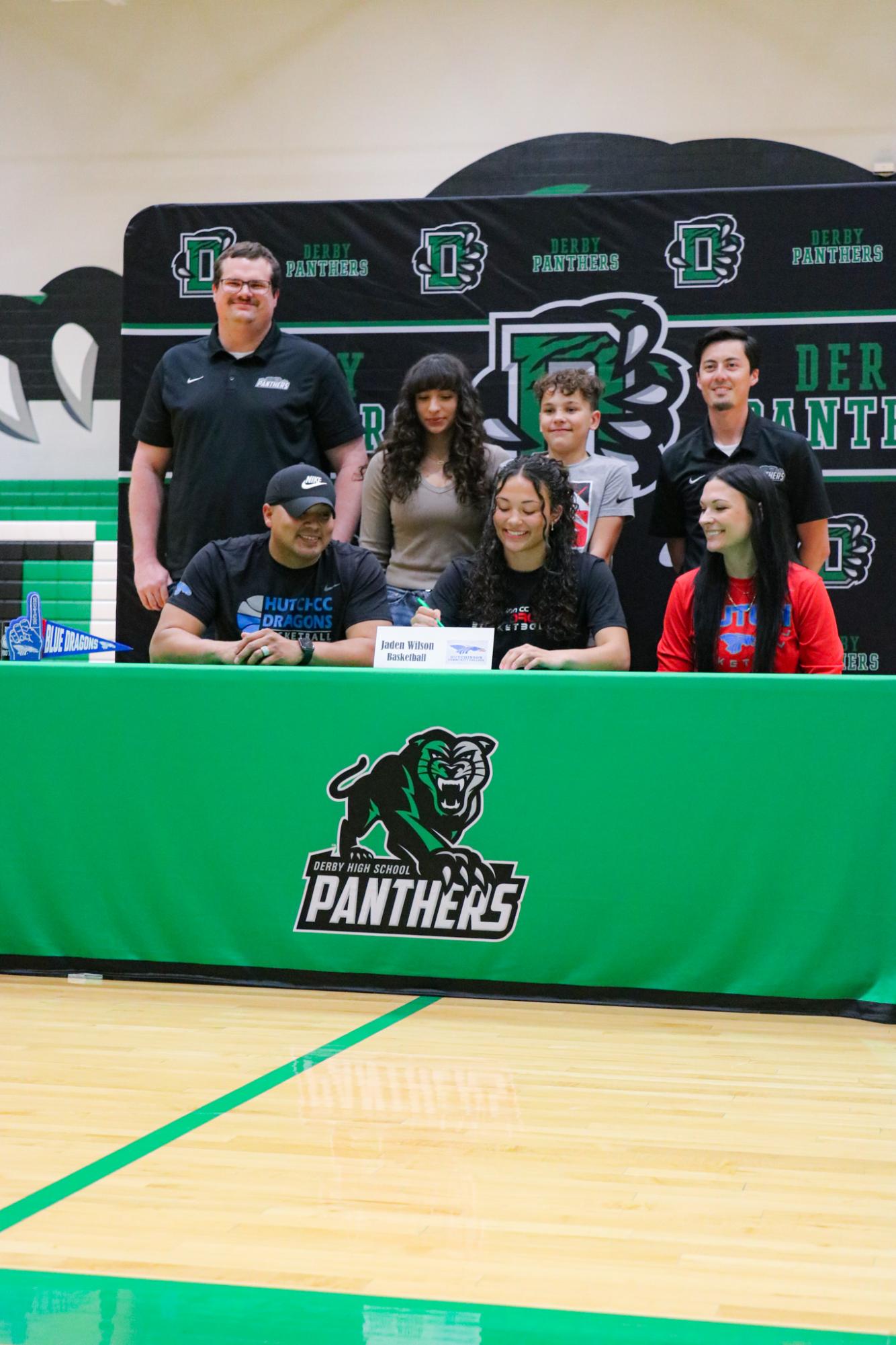 Athletic+Signing+Day+%28Photos+by+Kaelyn+Kissack%29